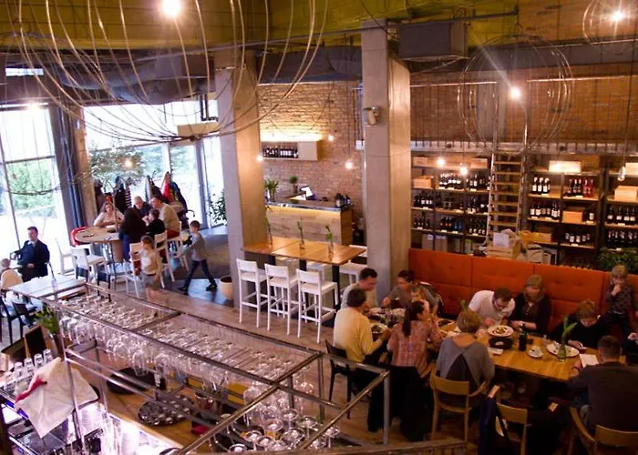 Glamour * وارسو